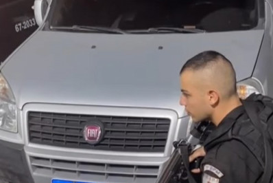 PM prende suspeito com carro roubado em Belford Roxo