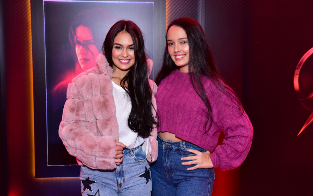 Ex-BBB Larissa Santos e a irmã, Letícia