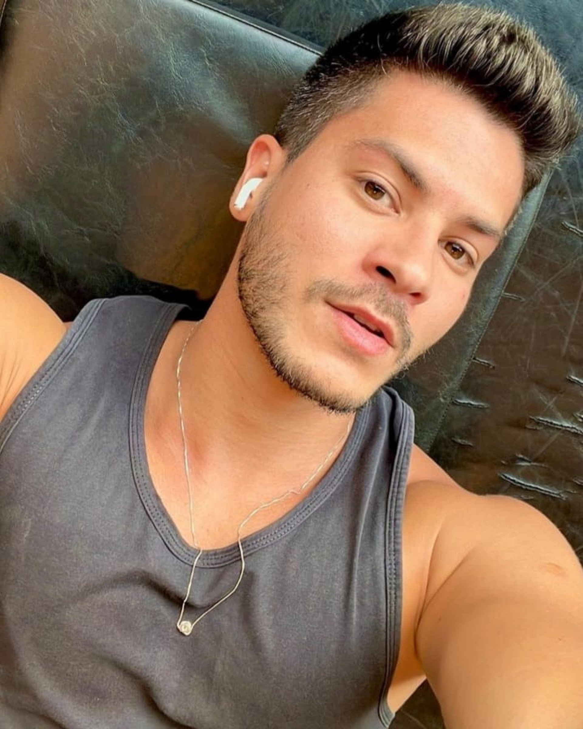 Arthur Aguiar agradeceu carinho dos seguidores após assumir namoro - Reprodução/Instagram