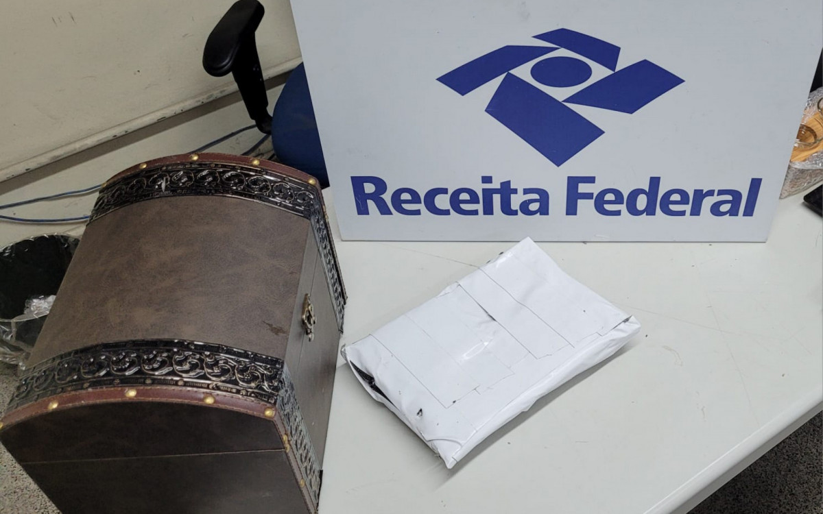 Receita Federal localizou o material em cinco encomendas postais, no Galeão - Divulgação