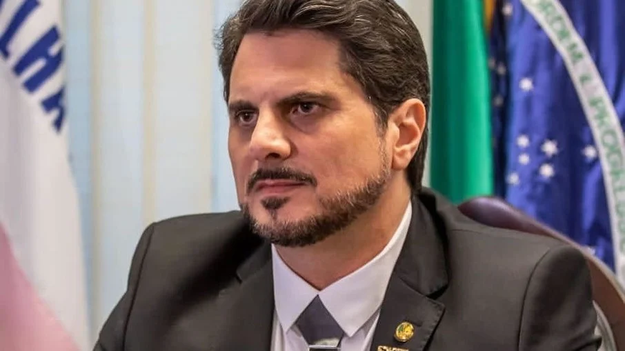 Marcos do Val diz que delegado que investiga Bolsonaro e 8 de Janeiro é 'capataz' de Moraes