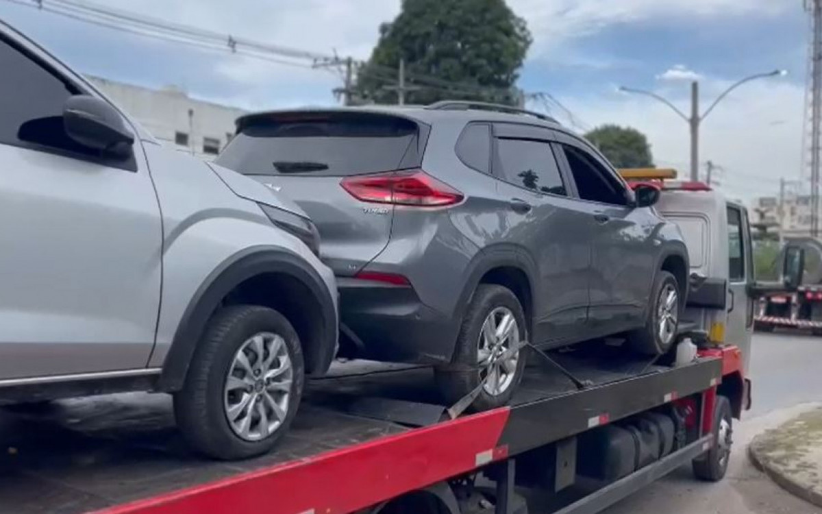 Veículos recuperados durante a operação no Complexo do Chapadão - Reprodução