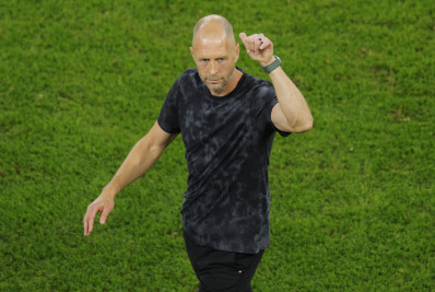 Federação de futebol dos Estados Unidos readmite técnico acusado de violência doméstica