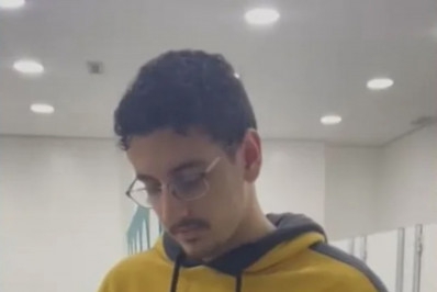 Homem é preso após gravar estudantes em banheiro de faculdade