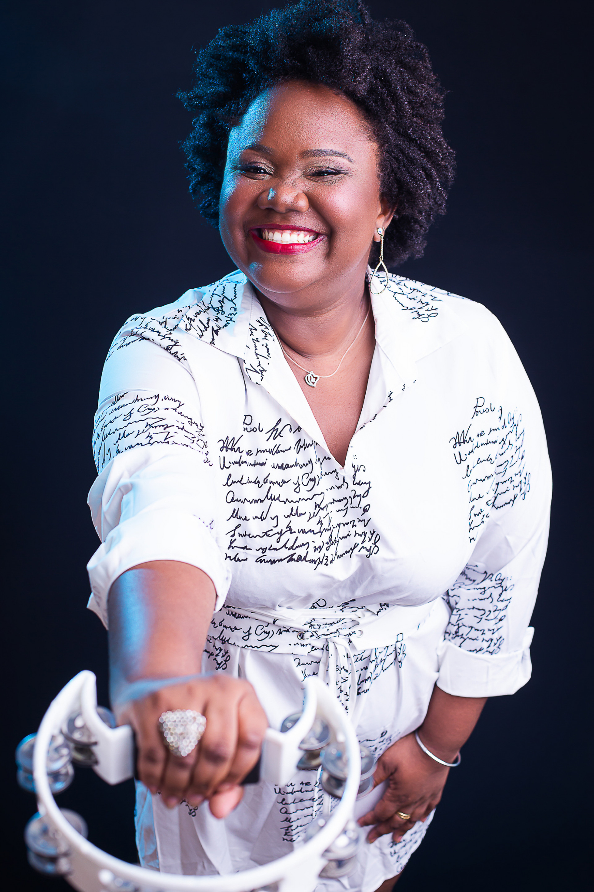 Alcione na arena Dicró - Foto: Ramon Vellasco