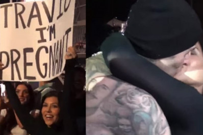 Kourtney Kardashian revela gravidez durante show do marido