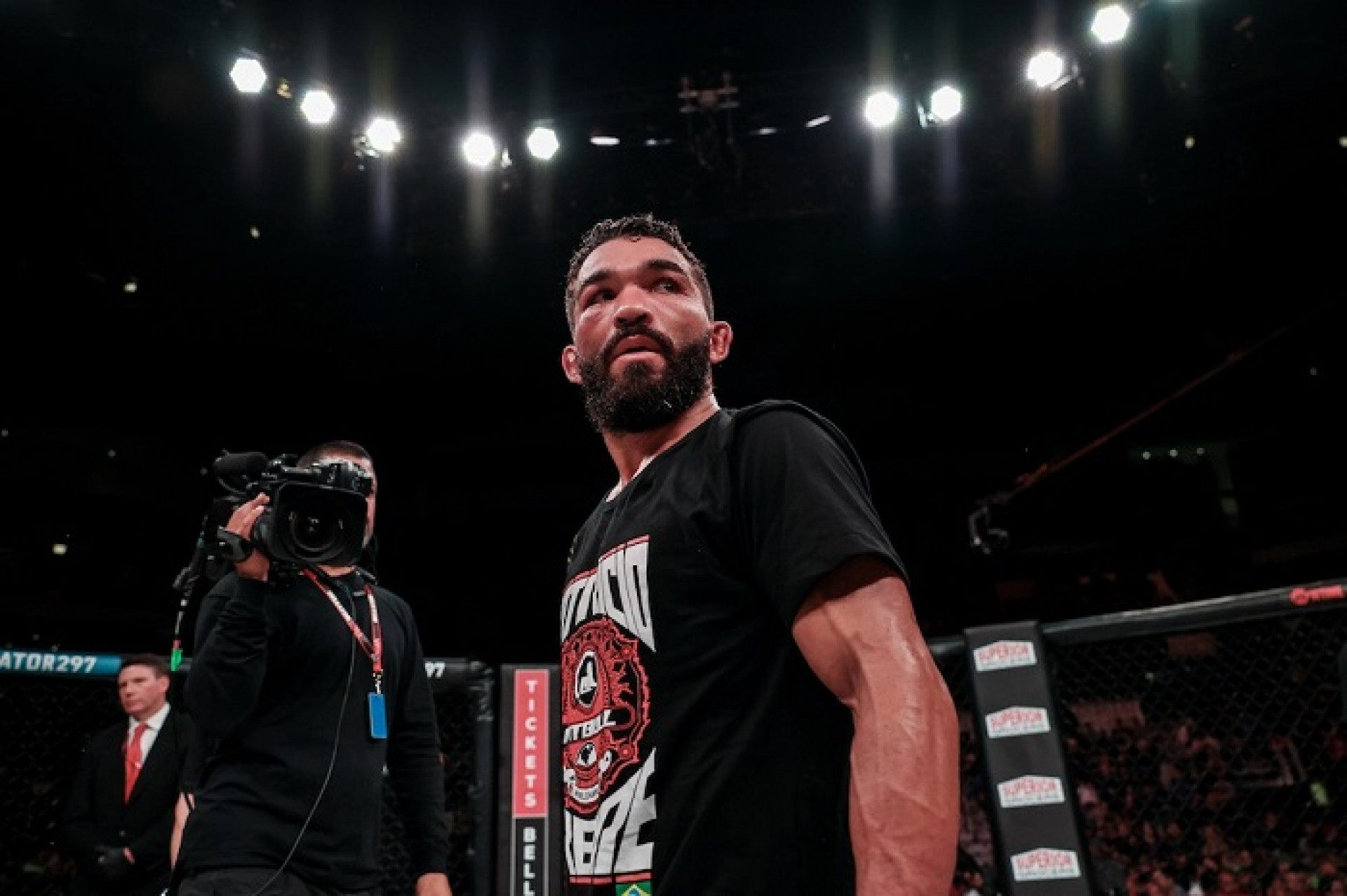 Patrício perdeu disputa pelo título peso-galo, mas segue como campeão peso-pena - (Foto: Lucas Noonan/Bellator MMA)