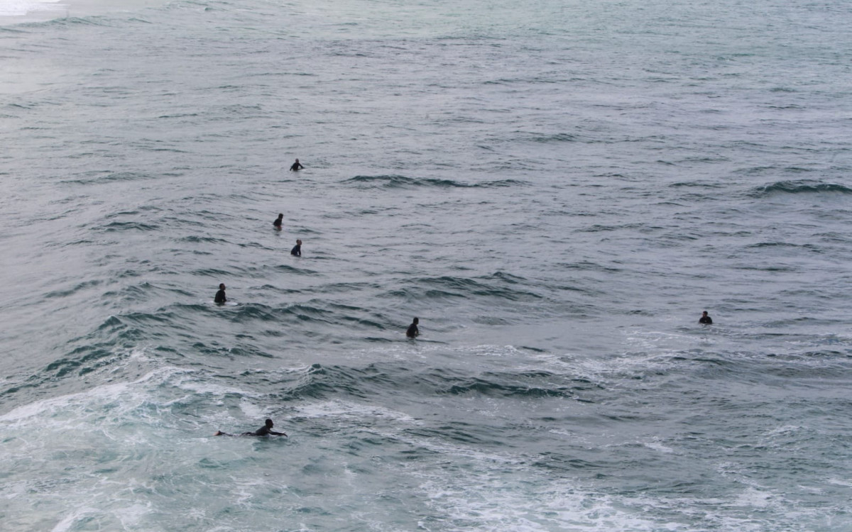 Banhistas na praia do Leblon, Zona Sul do Rio - Reginaldo Pimenta/O Dia