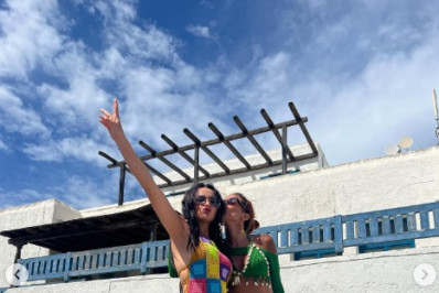 Anitta publica registros de viagem pela Europa