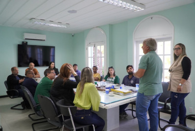 Prefeito Alexandre Martins se reuniu com a Comissão de Valorização do Servidor de Búzios