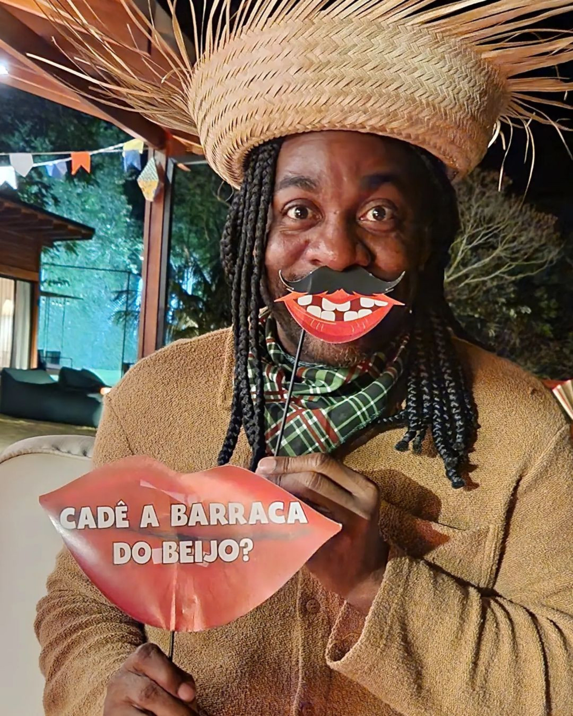 Lázaro Ramos curte festa de São João antecipada - Reprodução do Instagram