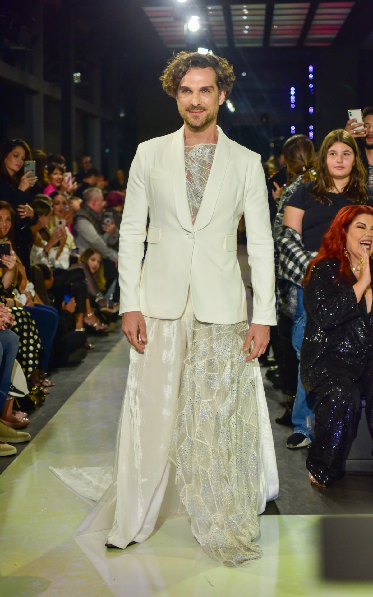 Igor Rickli desfila para a estilista Lethicia Bronstein