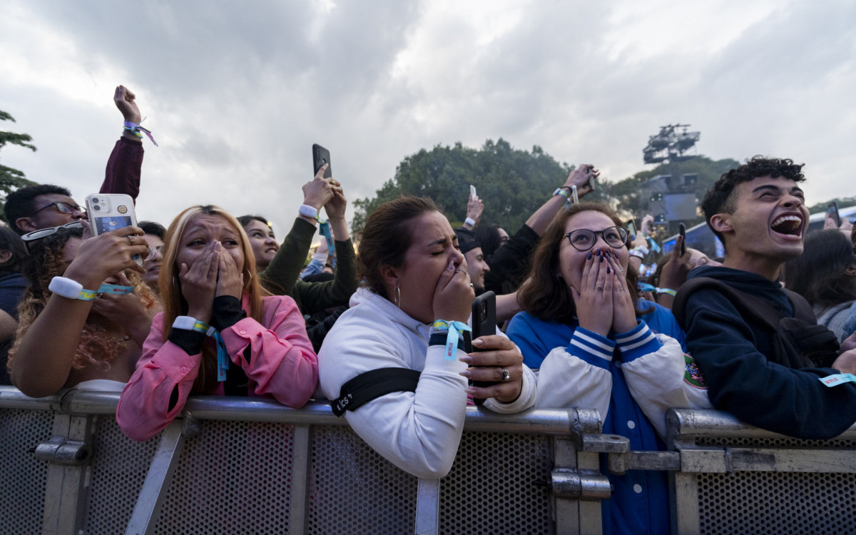 Milhares de pessoas lotaram o auditório do Ibirapuera, em São Paulo, na live global Tudum