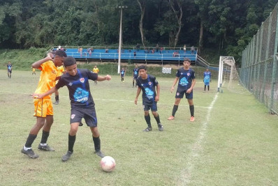 Real Mambucaba A e Estrela Branca nas semifinais da Copa Angra Sub-15
