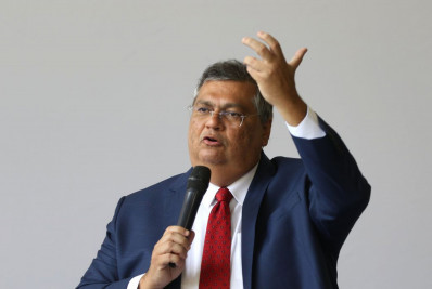 Dino: 'Não há dúvida de que houve tentativa de golpe de Estado'