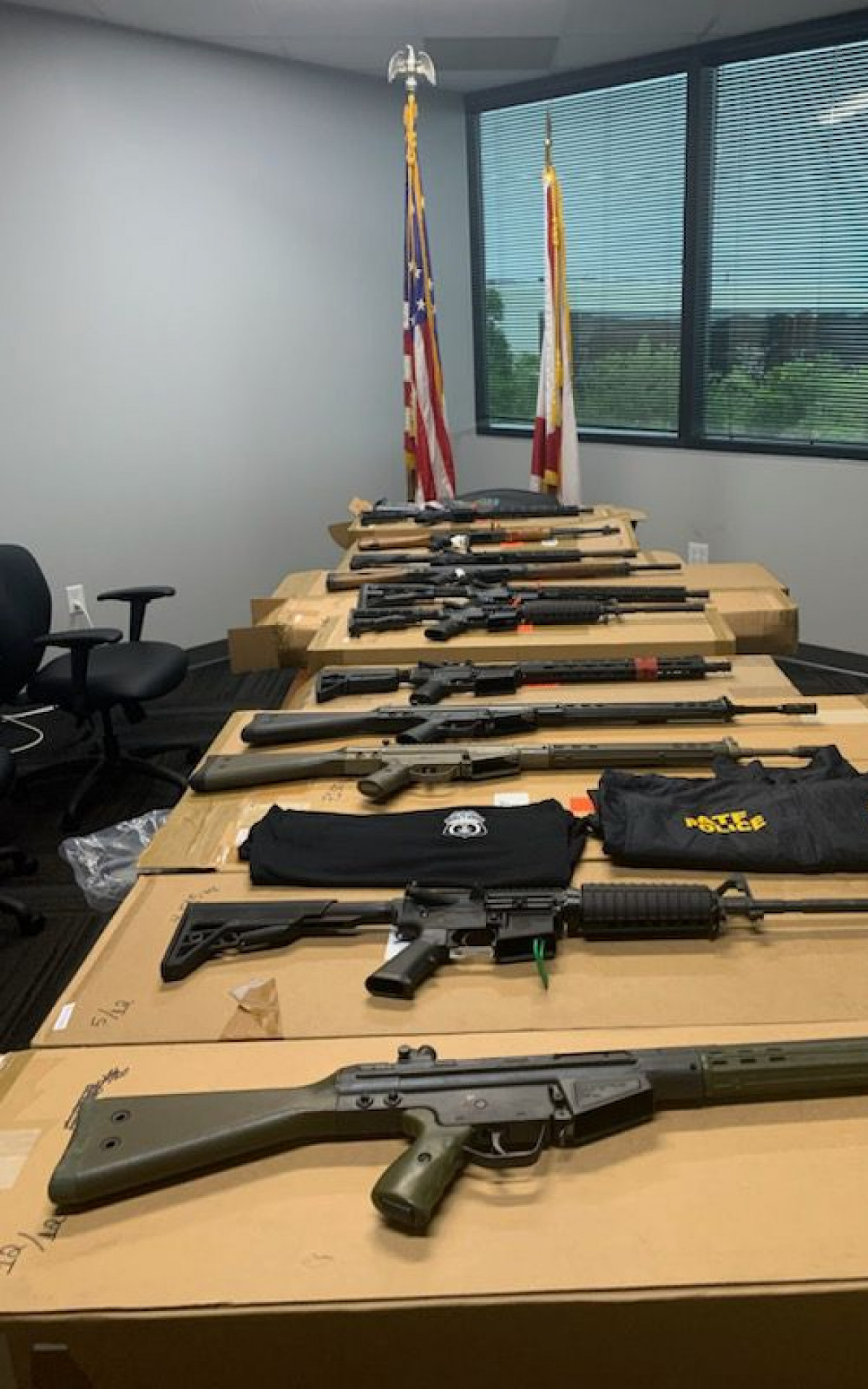 Armas apreendidas em Orlando, nos Estados Unidos - Divulgação