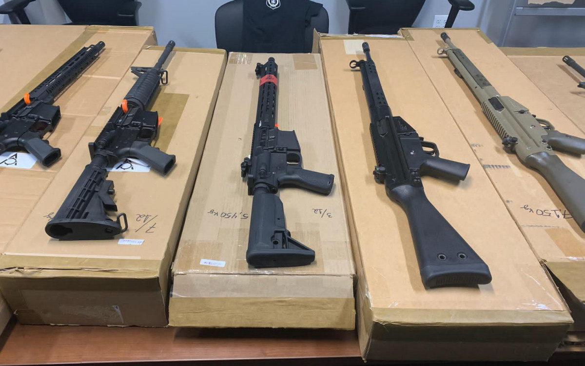 Armas apreendidas em Orlando, nos Estados Unidos - Divulgação