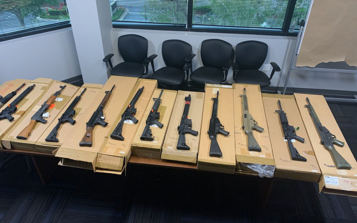 Armas apreendidas em Orlando, nos Estados Unidos - Divulgação