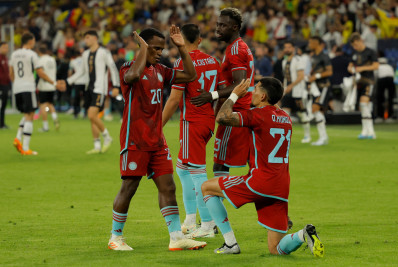 Arias, do Fluminense, joga por 90 minutos em vitória da Colômbia sobre Alemanha
