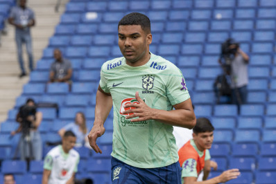 Com dores no joelho, Casemiro será desfalque em amistoso do Brasil contra Senegal