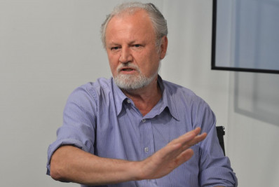 CPI do MST convoca João Pedro Stédile para prestar depoimento