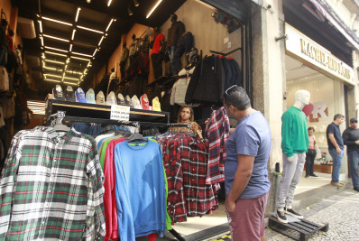 Movimento no comércio sobe 0,5% em agosto ante julho, diz Boa Vista