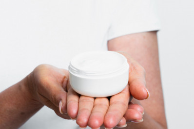 Anvisa volta a proibir uso de pomadas modeladoras para cabelo