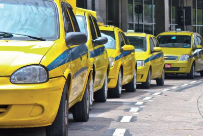 Prefeitura prorroga prazo de vida útil dos táxis
