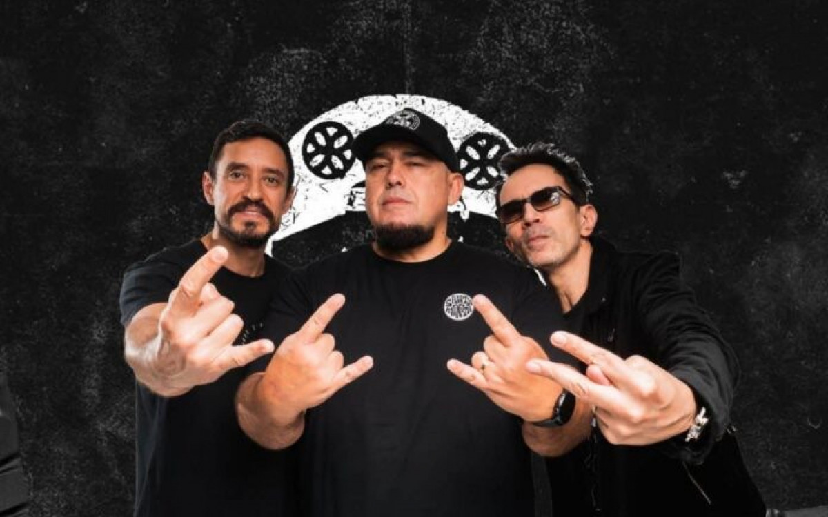 Raimundos se apresentam no Parque de Exposições Renato Queirós Carneiro da Silva