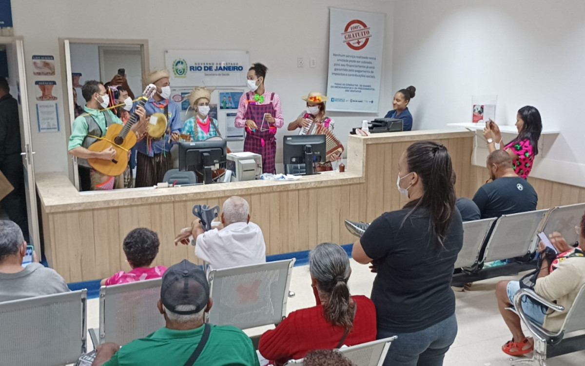 Grupo trabalha para melhorar autoestima de pacientes, acompanhantes e funcion&aacute;rios de hospitais 