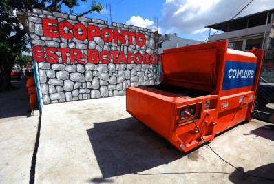 Para evitar descarte irregular de lixo, Comlurb instala ecopontos em bairros do Rio