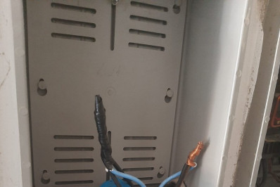 Escola de dança e restaurante de Iguaba são flagrados furtando energia