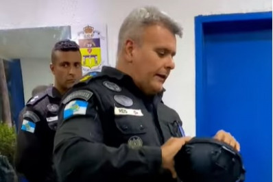 Policiais militares do 39º BPM recebem novos capacetes balísticos em Belford Roxo