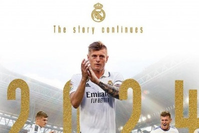 Toni Kroos renova contrato e vai completar dez anos de Real Madrid em 2024