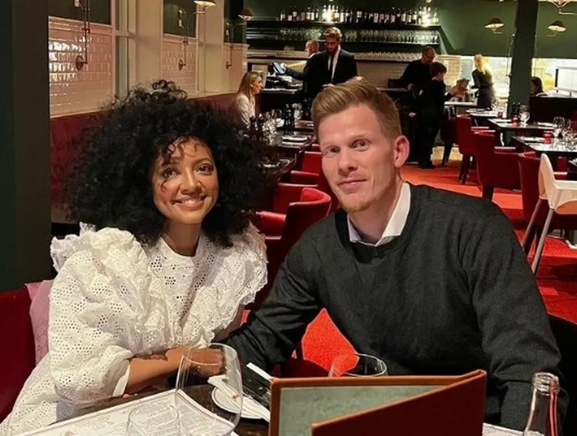 Brasileira Erica Mindegaard e o marido, o dinamarquês Nikolaj Mindegaard - Reprodução / Instagram