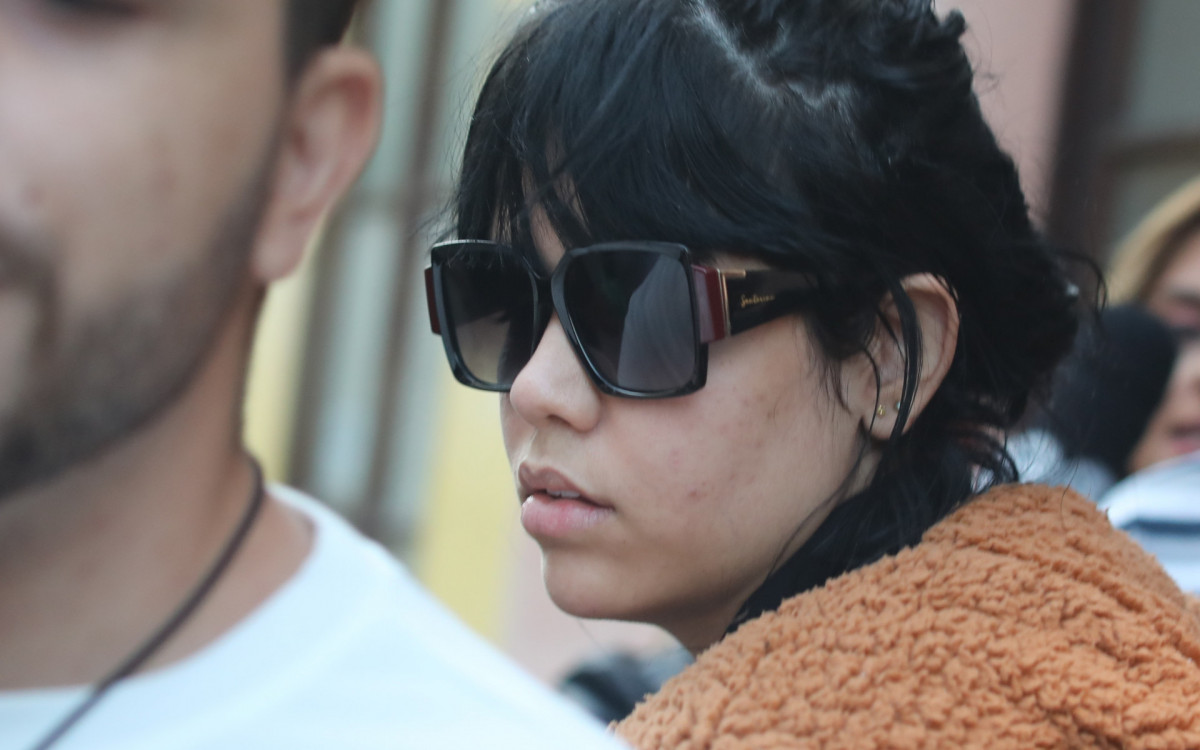 A influenciadora Kerollen Cunha prestou depoimento sobre uma suposta coa&ccedil;&atilde;o contra a m&atilde;e de uma crian&ccedil;a que teria sofrido racismo