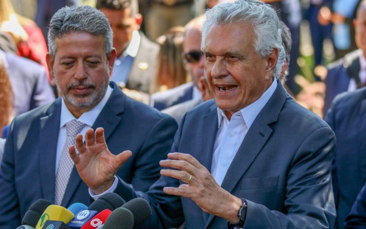 Governador de Goi&aacute;s, Ronaldo Caiado fala &agrave; imprensa, ap&oacute;s reuni&atilde;o com o presidente da C&acirc;mara