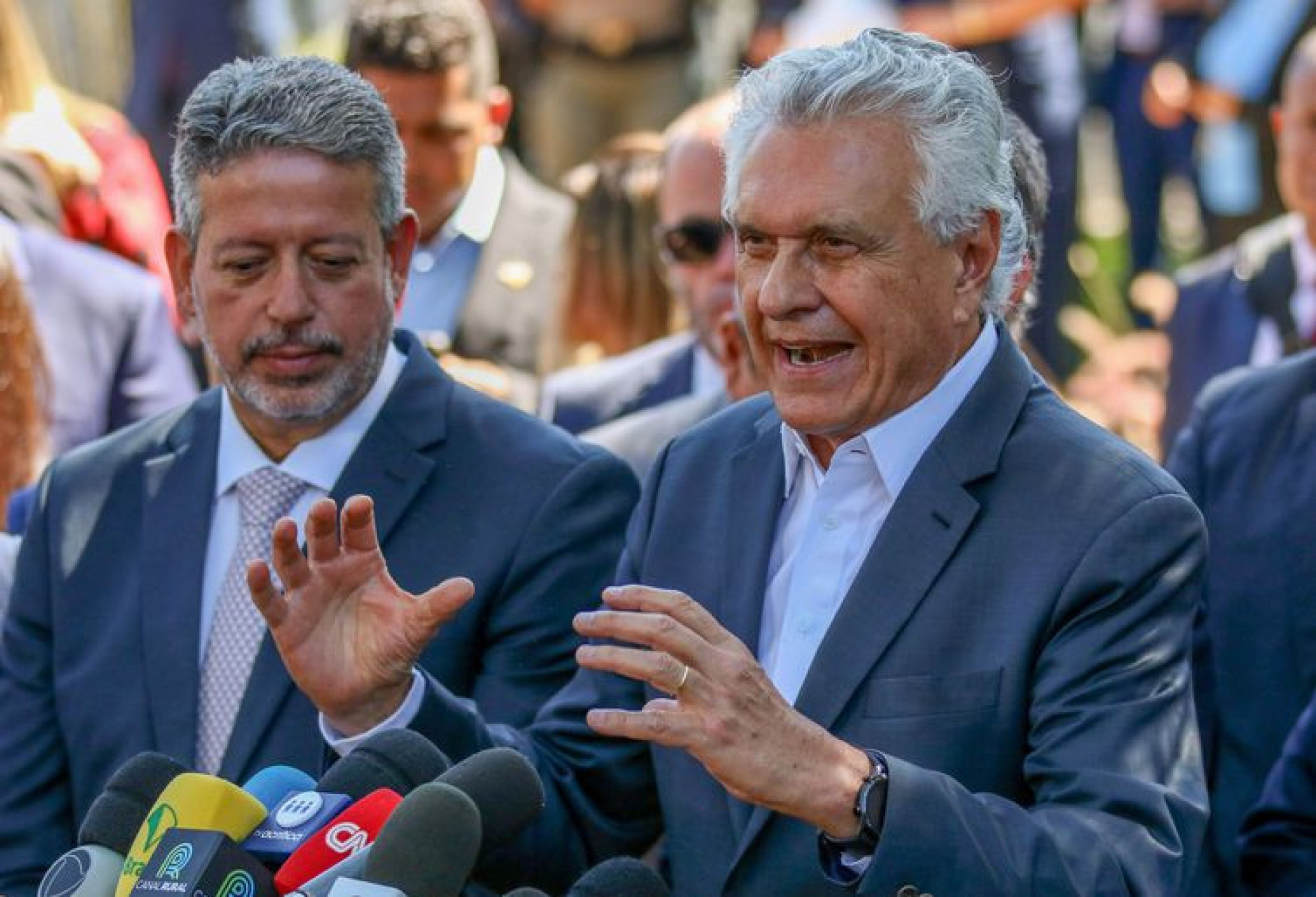 Governador de Goi&aacute;s, Ronaldo Caiado fala &agrave; imprensa, ap&oacute;s reuni&atilde;o com o presidente da C&acirc;mara - Jos&eacute; Cruz/Ag&ecirc;ncia Brasil