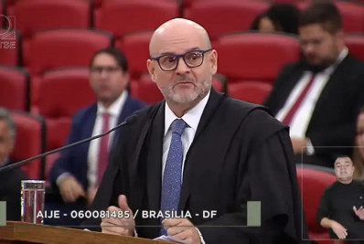 Advogado de Bolsonaro diz que 'não faz sentido' declarar inelegibilidade de Braga Netto