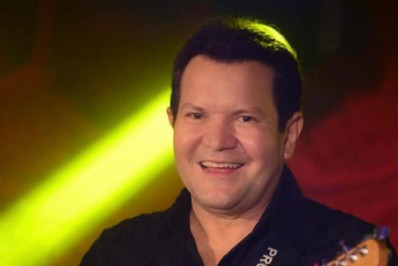 Ximbinha diz que Joelma esvaziou imóvel após separação: 'Minha filha estava no chão'