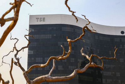 TSE inicia julgamento que pode levar à inelegibilidade de Bolsonaro nesta quinta-feira