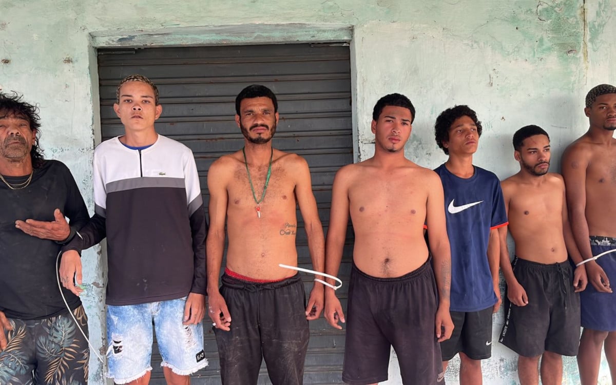 Sete suspeitos foram presos na comunidade do Brejal, em São Gonçalo - Reprodução