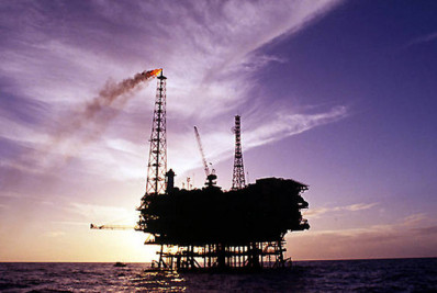 EUA aumentam projeção de crescimento da demanda global por petróleo este ano