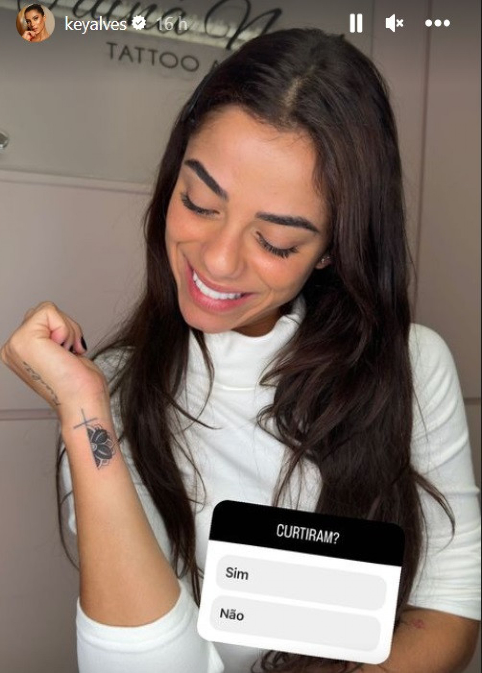 Ex-BBB Key Alves cobre tatuagem que fez em homenagem ao também ex-BBB Rodrigo Mussi - Reprodução Internet
