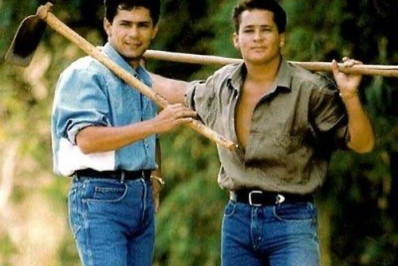 Cantor Leonardo lamenta 25 anos da morte de Leandro: 'Saudade'