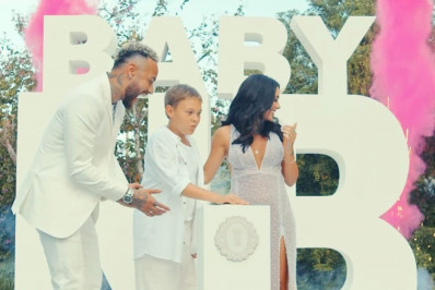 É menina! Bruna Biancardi e Neymar anunciam sexo do bebê