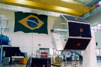 Satélite brasileiro há 30 anos em operação bate recorde mundial