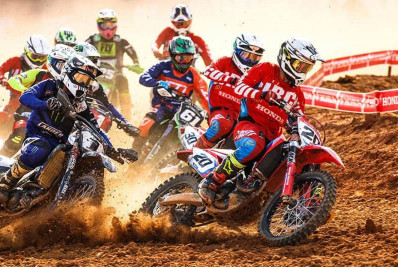 Domingo de velocross em Angra