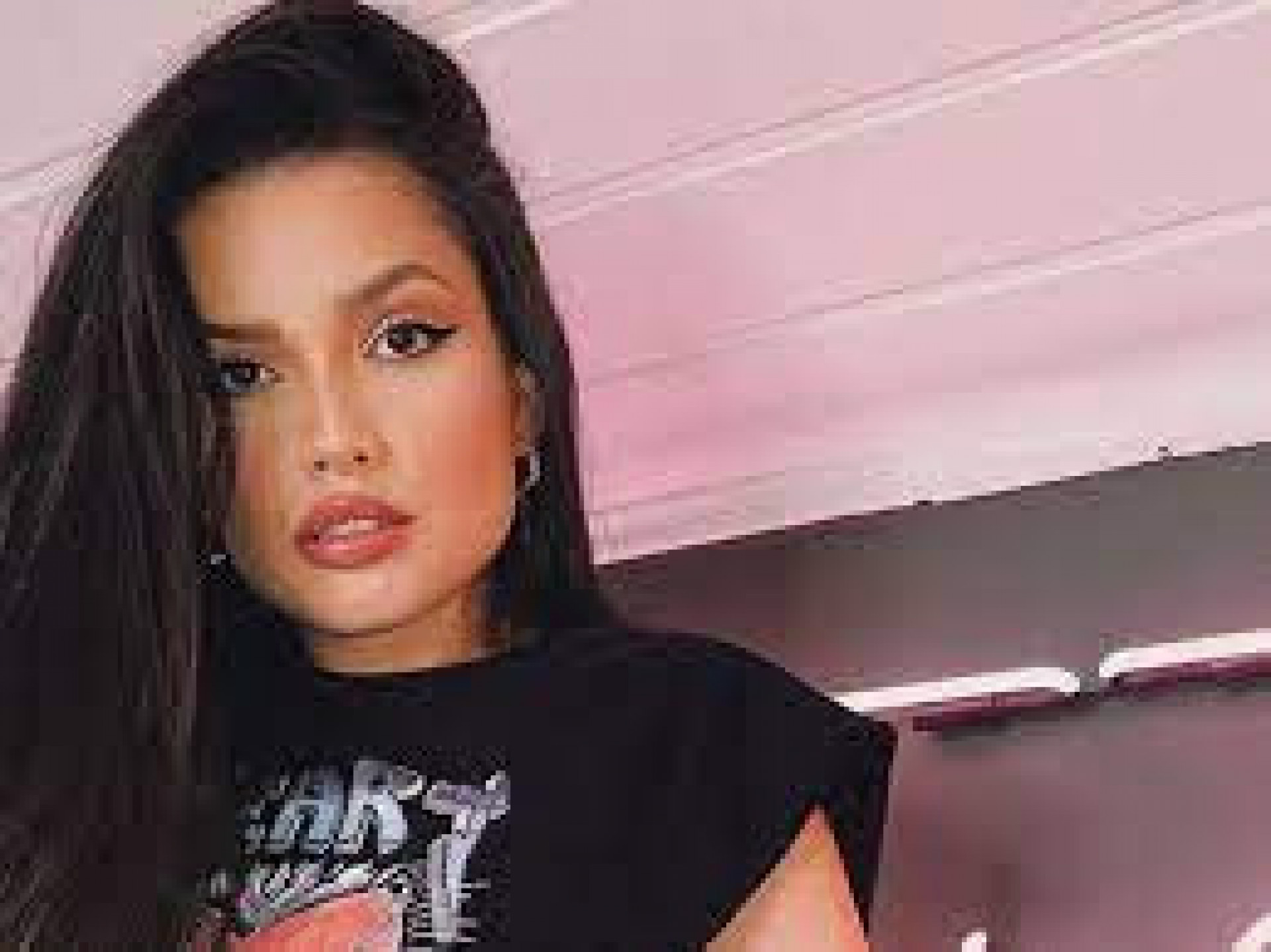 Juliette relembrou furto de relógio de Anitta em viagem internacional - Reprodução/Instagram