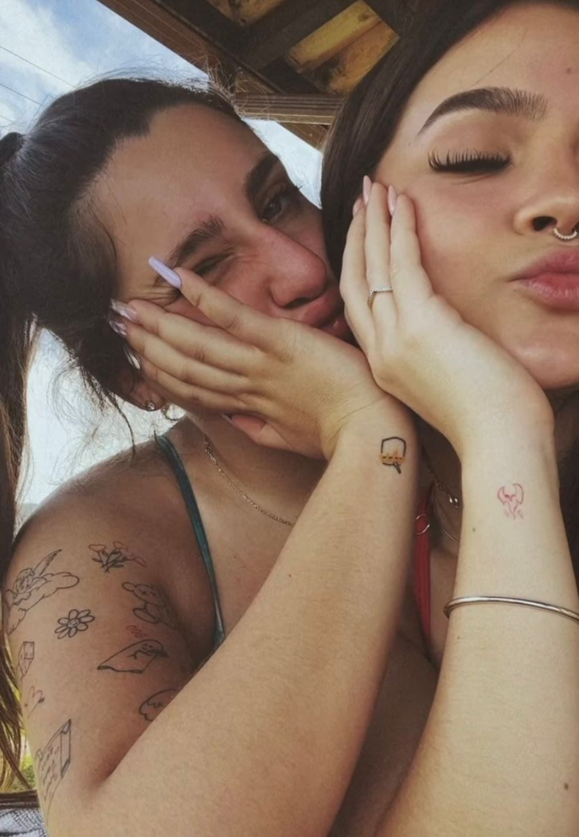 Mel Maia curte o fim de semana em Búzios ao lado dos amigos - Reprodução / Instagram